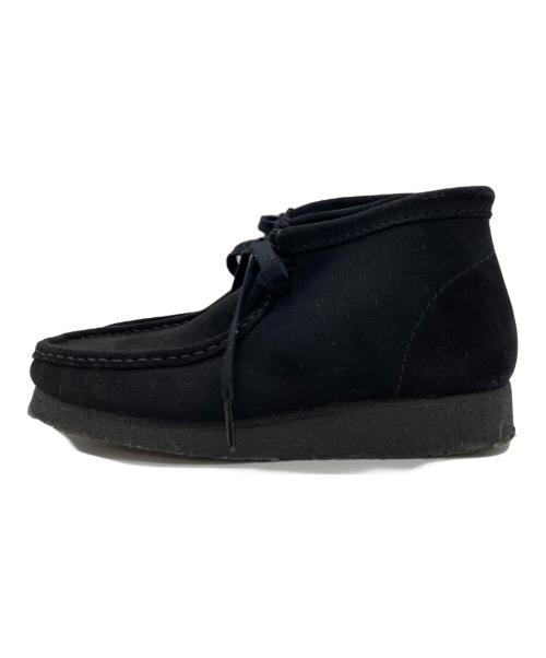 CLARKS ORIGINALS（クラークス オリジナルズ）CLARKS ORIGINALS (クラークス オリジナルズ) ワラビーブーツ ブラックスエード サイズ:SIZE UK7.5の古着・服飾アイテム