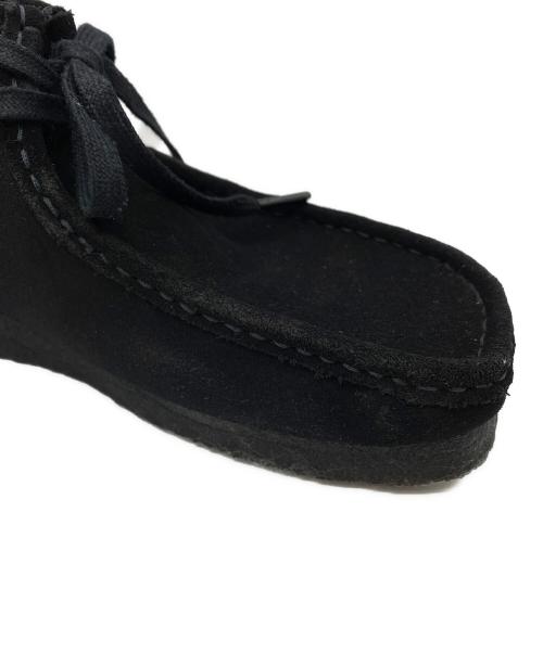 CLARKS ORIGINALS（クラークス オリジナルズ）CLARKS ORIGINALS (クラークス オリジナルズ) ワラビーブーツ ブラックスエード サイズ:SIZE UK7.5の古着・服飾アイテム
