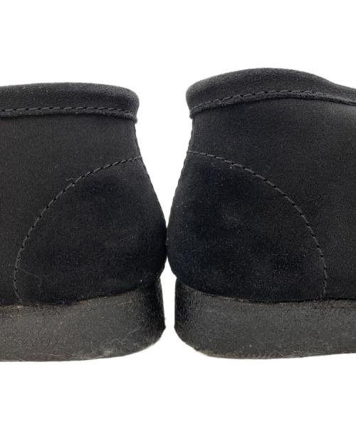 CLARKS ORIGINALS（クラークス オリジナルズ）CLARKS ORIGINALS (クラークス オリジナルズ) ワラビーブーツ ブラックスエード サイズ:SIZE UK7.5の古着・服飾アイテム