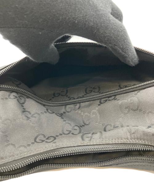 GUCCI（グッチ）GUCCI (グッチ) GGキャンパスワンショルダーバッグ ブラックの古着・服飾アイテム