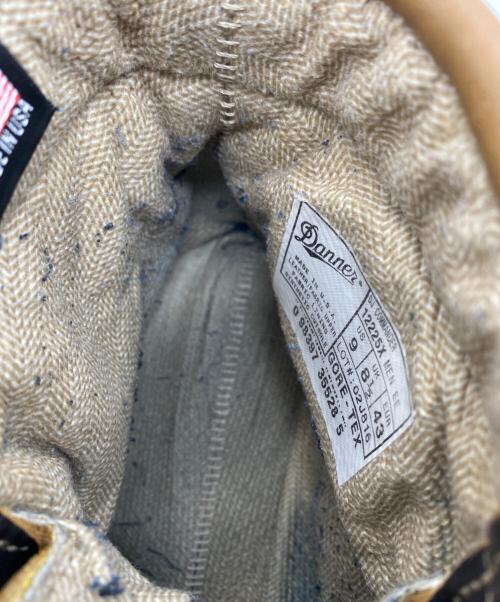 Danner（ダナー）Danner (ダナー) DJ COMMANDER ブラック×ベージュ サイズ:SIZE 9 (27.5cm)の古着・服飾アイテム