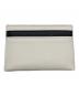 FURLA (フルラ) カードケース ホワイト×ブラック：4000円
