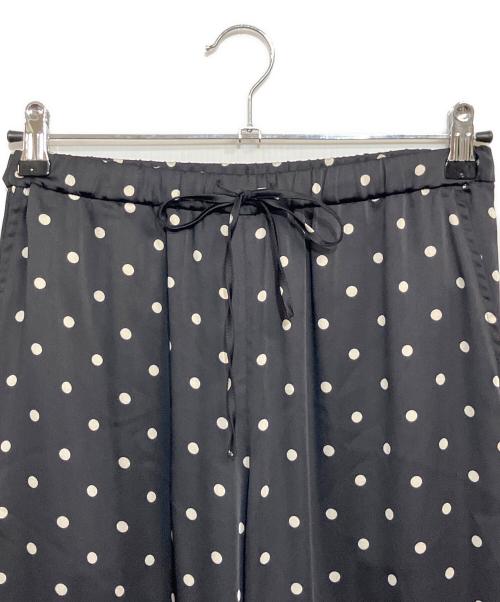 Spick and Span（スピック＆スパン）Spick and Span (スピック＆スパン) レースドッキングドットサテンパンツ ブラック サイズ:SIZE 36 (S)の古着・服飾アイテム