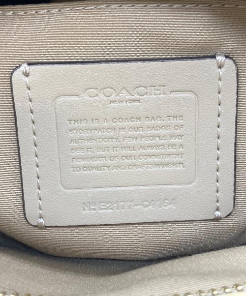COACH（コーチ）COACH (コーチ) ショルダーバッグ ベージュ×ホワイトの古着・服飾アイテム