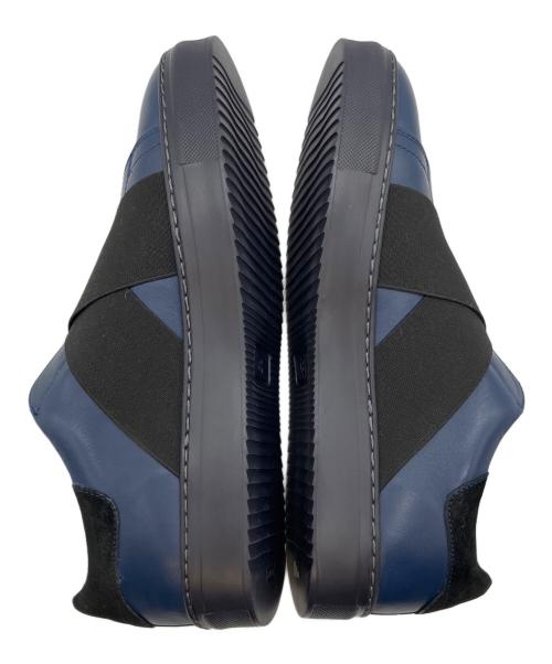 LANVIN en Bleu（ランバンオンブルー）LANVIN en Bleu (ランバンオンブルー) クロスエラスティックスリッポンスニーカー ネイビー サイズ:SIZE 26.5cmの古着・服飾アイテム