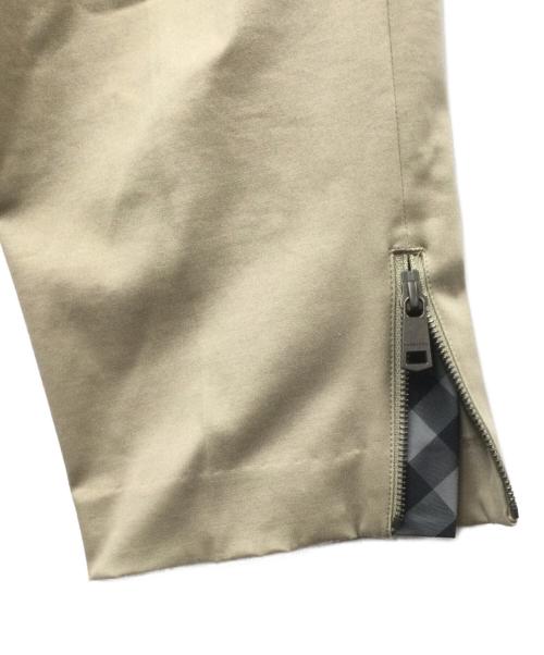 BURBERRY（バーバリー）BURBERRY (バーバリー) クロップドパンツ カーキ サイズ:44の古着・服飾アイテム