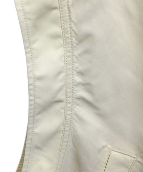 Adam et Rope（アダム エ ロペ）Adam et Rope (アダムエロペ) MA-1 ジレ アイボリー サイズ:Freeの古着・服飾アイテム