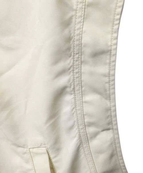 Adam et Rope（アダム エ ロペ）Adam et Rope (アダムエロペ) MA-1 ジレ アイボリー サイズ:Freeの古着・服飾アイテム