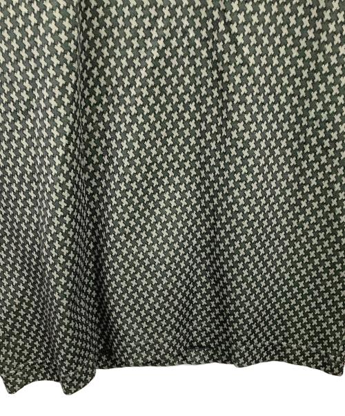 MASTER BUNNY EDITION（マスターバニーエディション）MASTER BUNNY EDITION (マスターバニーエディション) ジャガード半袖ハイネックカットソー <レトロ千鳥>  グレー×グリーン 未使用品の古着・服飾アイテム