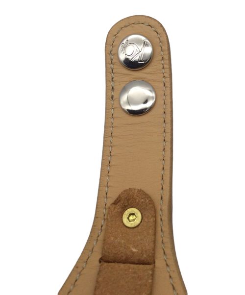 KC's LEATHER CRAFT（ケーシーズ）KC's LEATHER CRAFT (ケーシーズ) レザーブレスウォッチ ３コンチョ フリーカット ホワイトの古着・服飾アイテム