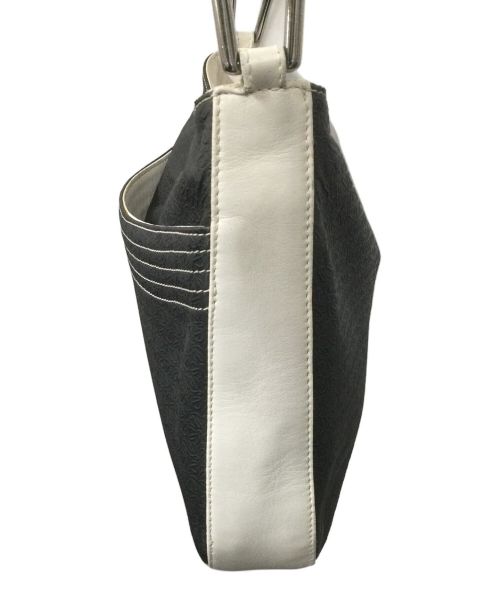 LOEWE（ロエベ）LOEWE (ロエベ) ショルダーバッグ ブラック×ホワイト ホワイト×ブラックの古着・服飾アイテム