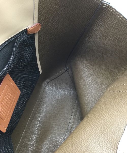 COACH（コーチ）COACH (コーチ) ゴッサムトート34バッグ ベージュの古着・服飾アイテム