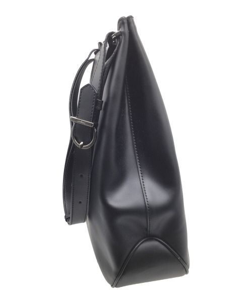 Salvatore Ferragamo（サルヴァトーレ フェラガモ）Salvatore Ferragamo (サルヴァトーレ フェラガモ) ショルダーバッグ ブラック ブラックの古着・服飾アイテム