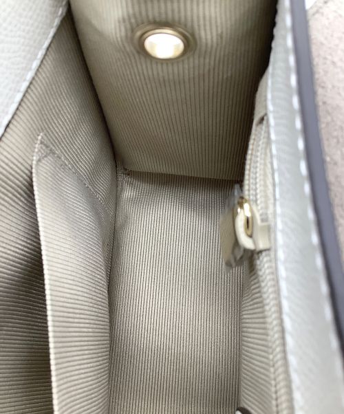 FURLA（フルラ）FURLA (フルラ) メトロポリス チェーンショルダーバッグ ホワイトの古着・服飾アイテム