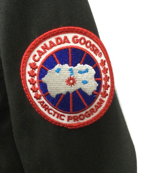 CANADA GOOSE（カナダグース）CANADA GOOSE (カナダグース) シャトー パーカ フュージョンフィット ヘリテージ ブラック サイズ:Sの古着・服飾アイテム