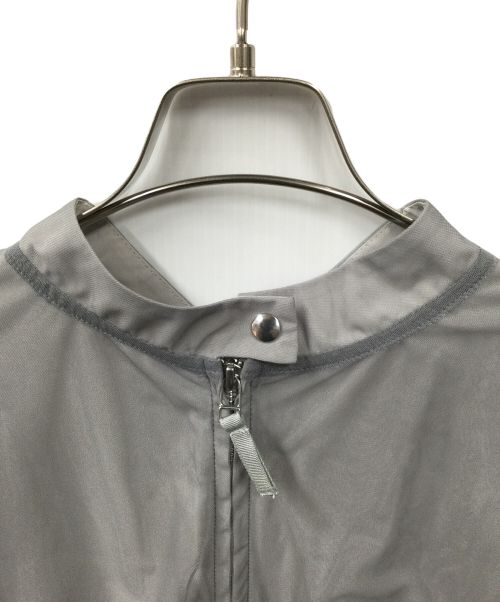 MARECHAL TERRE（マルシャルテル）MARECHAL TERRE (マルシャルテル) バックプリーツチュールブルゾン グレー サイズ:2の古着・服飾アイテム