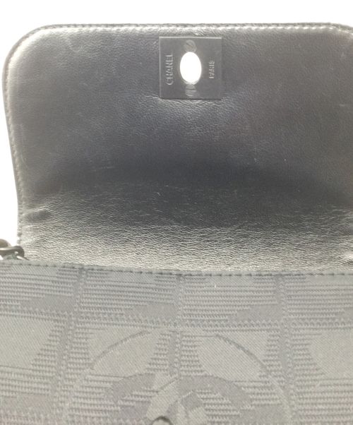 CHANEL（シャネル）CHANEL (シャネル) ニュートラベルラインチェーンショルダーバッグ ブラックの古着・服飾アイテム