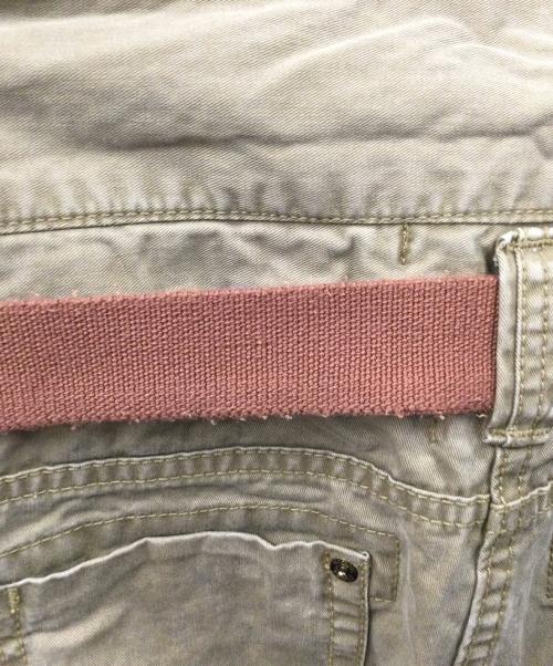 MAISON SCOTCH（メゾンスコッチ）MAISON SCOTCH (メゾンスコッチ) チノパン カーキ カーキ サイズ:32の古着・服飾アイテム