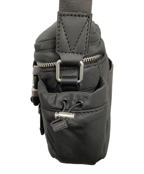 AMIPARIS（アミパリス）AMIPARIS (アミパリス) Ami de Coeur メッセンジャーバッグ ブラックの古着・服飾アイテム