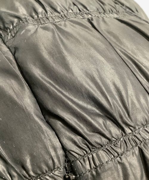 MONCLER（モンクレール）MONCLER (モンクレール) コヨーテファー付きダウンコート ブラック サイズ:Sの古着・服飾アイテム