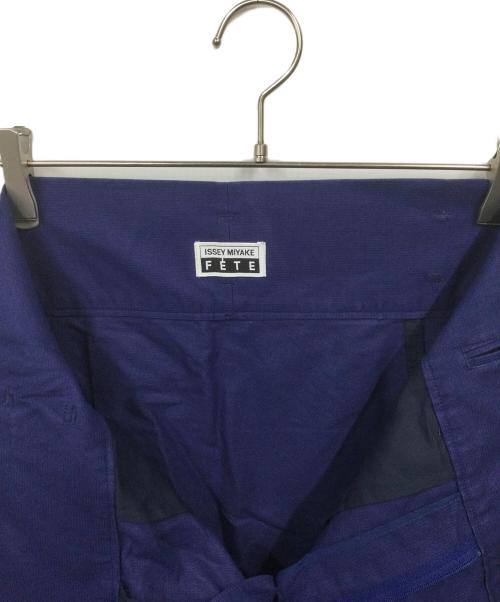 ISSEY MIYAKE FETE（イッセイミヤケフェット）ISSEY MIYAKE FETE (イッセイミヤケフェット) ワイドパンツ ブルー ブルー サイズ:Sの古着・服飾アイテム