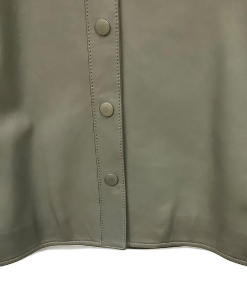 HUGO BOSS（ヒューゴ ボス）HUGO BOSS (ヒューゴ ボス) ラムレザージャケット オリーブ オリーブ サイズ:36の古着・服飾アイテム