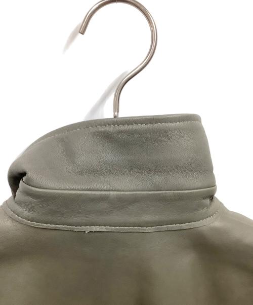 HUGO BOSS（ヒューゴ ボス）HUGO BOSS (ヒューゴ ボス) ラムレザージャケット オリーブ オリーブ サイズ:36の古着・服飾アイテム