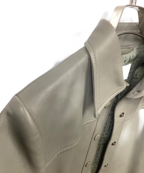 HUGO BOSS（ヒューゴ ボス）HUGO BOSS (ヒューゴ ボス) ラムレザージャケット オリーブ オリーブ サイズ:36の古着・服飾アイテム