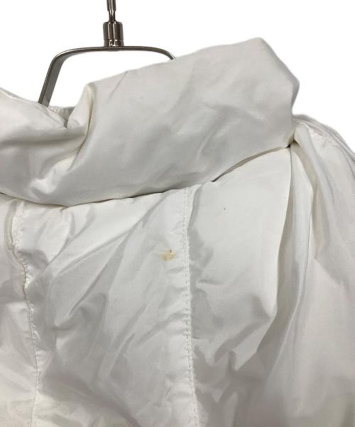 PRADA（プラダ）PRADA (プラダ) ダウンジャケット ホワイト ホワイト サイズ:40の古着・服飾アイテム