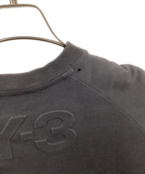 Y-3（ワイスリー）Y-3 (ワイスリー) Y-3 EMBOSSED SS TEE ブラック サイズ:Sの古着・服飾アイテム