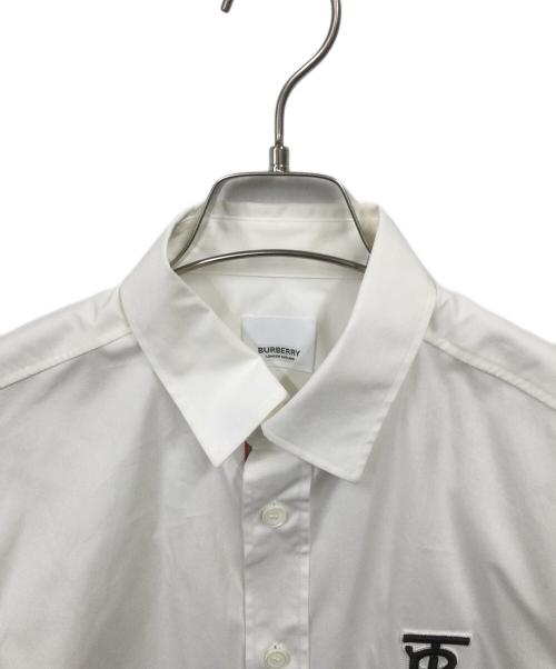 BURBERRY（バーバリー）BURBERRY (バーバリー) TB Logo Shirt ホワイト サイズ:XSの古着・服飾アイテム