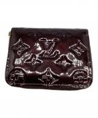 LOUIS VUITTONルイ ヴィトン）の古着「ヴェルニ ジッピー コインパース」｜アマラント