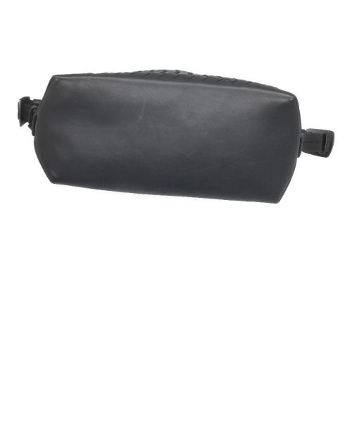 BOTTEGA VENETA（ボッテガベネタ）BOTTEGA VENETA (ボッテガベネタ) ナイロンレザーセカンドバッグ ブラックの古着・服飾アイテム