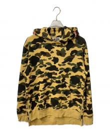 A BATHING APE（ア ベイシング エイプ）の古着「シャークパーカー」｜カーキ