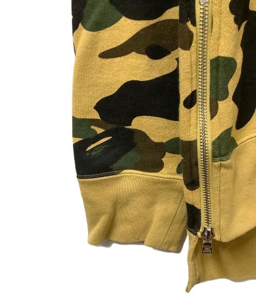 A BATHING APE（ア ベイシング エイプ）A BATHING APE (ア ベイシング エイプ) シャークパーカー カーキ サイズ:XLの古着・服飾アイテム