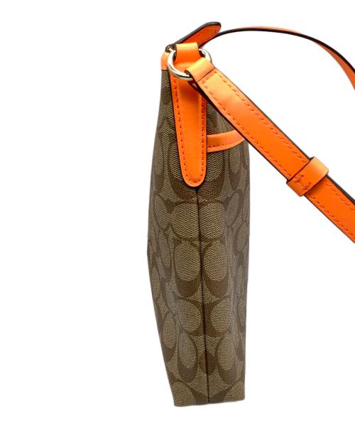 COACH（コーチ）COACH (コーチ) ショルダーバッグ ベージュ×オレンジ ベージュの古着・服飾アイテム