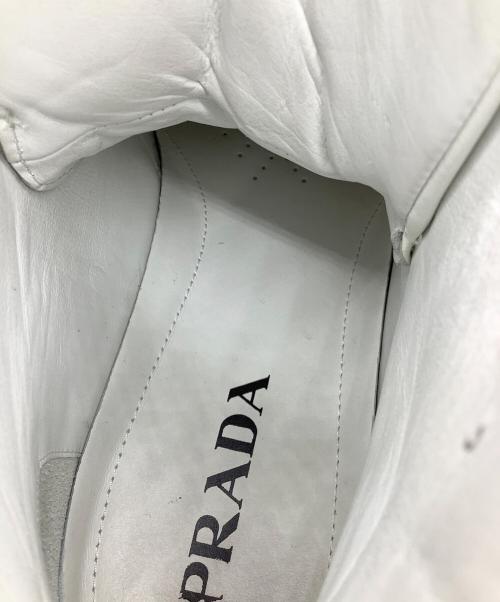 PRADA（プラダ）PRADA (プラダ) DISTRICT ホワイト サイズ:9の古着・服飾アイテム