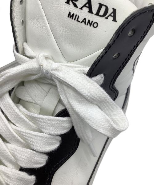 PRADA（プラダ）PRADA (プラダ) DISTRICT ホワイト サイズ:9の古着・服飾アイテム