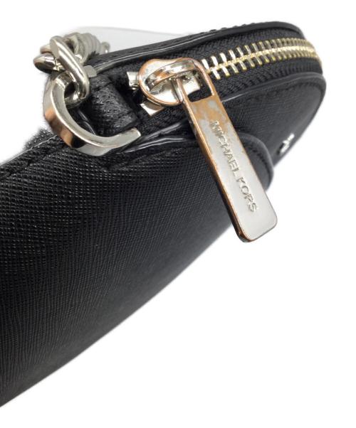 MICHAEL KORS（マイケルコース）MICHAEL KORS (マイケル・コース) ショルダーバッグ ブラック ブラックの古着・服飾アイテム