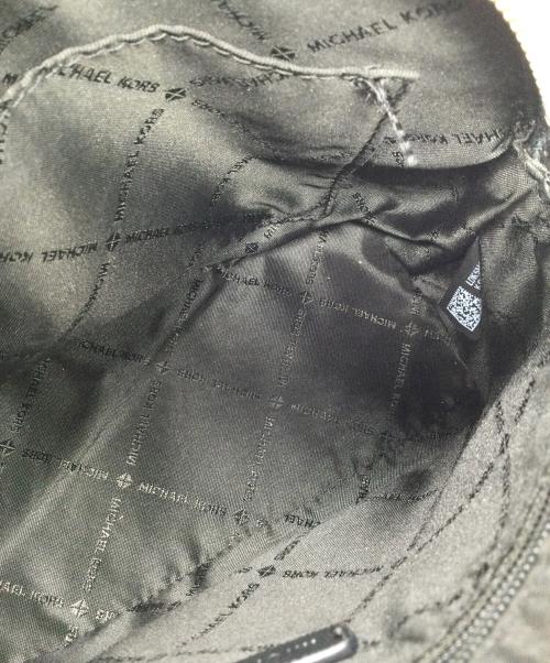 MICHAEL KORS（マイケル・コース）MICHAEL KORS (マイケルコース) ショルダーバッグ ブラック ブラックの古着・服飾アイテム