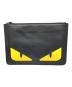 FENDI（フェンディ）の古着「バグズアイクラッチバッグ」｜ブラック