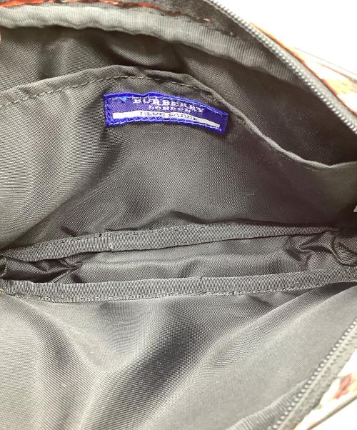 BURBERRY BLUE LABEL（バーバリーロンドンブルーレーベル）BURBERRY BLUE LABEL (バーバリーロンドンブルーレーベル) ポーチ　ノバチェック レッド レッドの古着・服飾アイテム