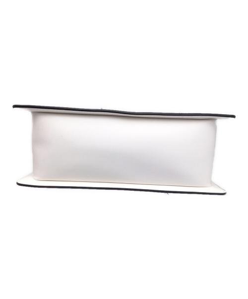 Calvin Klein（カルバンクライン）Calvin Klein (カルバンクライン) コンバーチブルショルダーバッグ ホワイトの古着・服飾アイテム