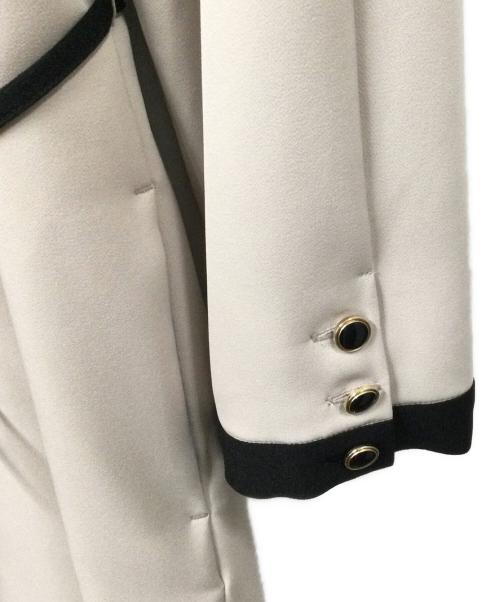 La TOTALITE（ラ ト―タリテ）La TOTALITE (ラ ト―タリテ) バイカラーパイピングワンピース アイボリー サイズ:38 未使用品の古着・服飾アイテム