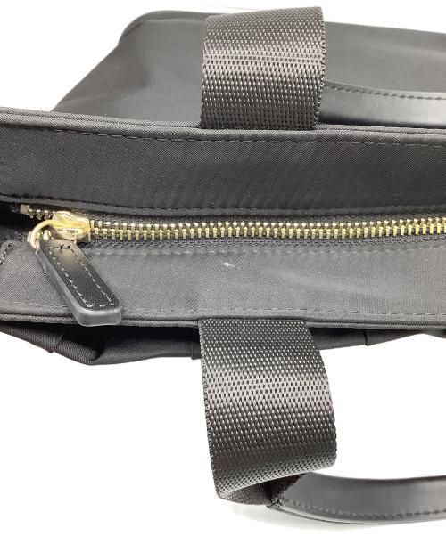 TOCCA（トッカ）TOCCA (トッカ) 2WAYナイロンショルダーバッグ　ブラック ブラックの古着・服飾アイテム