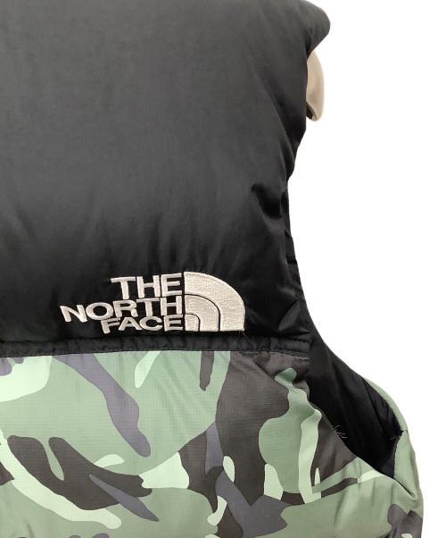 THE NORTH FACE（ザ ノース フェイス）THE NORTH FACE (ザ ノース フェイス) ノベルティーヌプシベスト ブラック×グリーン サイズ:XLの古着・服飾アイテム