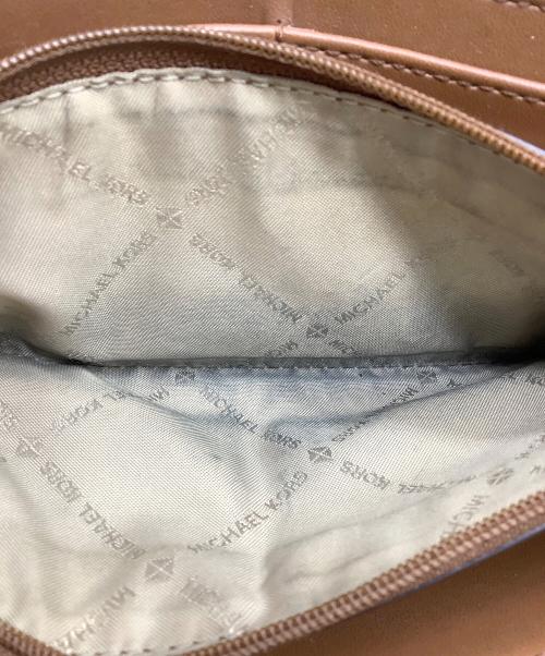MICHAEL KORS（マイケル・コース）MICHAEL KORS (マイケルコース) 長財布　ブラウン ブラウンの古着・服飾アイテム