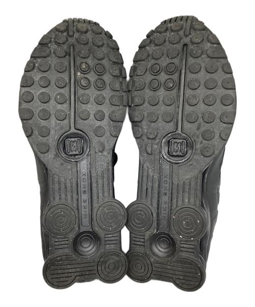 NIKE（ナイキ）NIKE (ナイキ) NIKE SHOX R4 BLACK/BLACK-BLACK-BRIGHT CRIMSON ブラック サイズ:27.5の古着・服飾アイテム