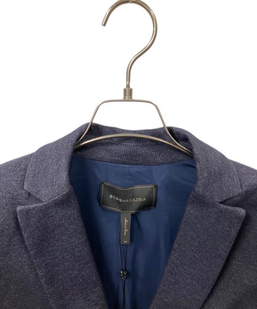 BCBG MAX AZRIA（ビーシービージーマックスアズリア）BCBG MAX AZRIA (ビーシービージーマックスアズリア) Brayden Slim Blazer ネイビー サイズ:xs 未使用品の古着・服飾アイテム