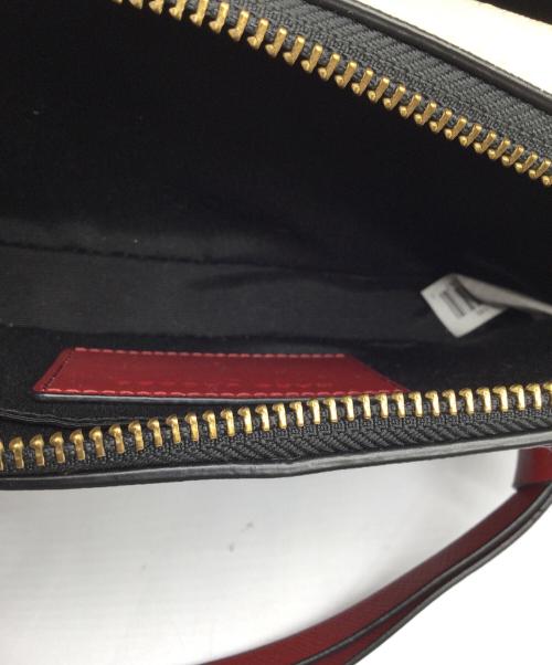 MARC JACOBS（マークジェイコブズ）MARC JACOBS (マークジェイコブス) ザカラーブロック　スナップショット ブラック×レッドの古着・服飾アイテム